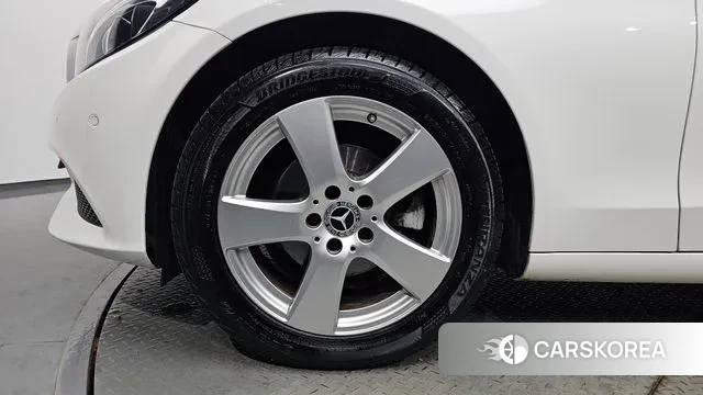 Mercedes-Benz C-Class W205 id 3474890 из Кореи 15