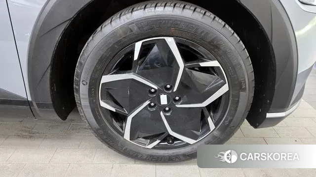 Hyundai Ionic 5 id 3561733 из Кореи 15