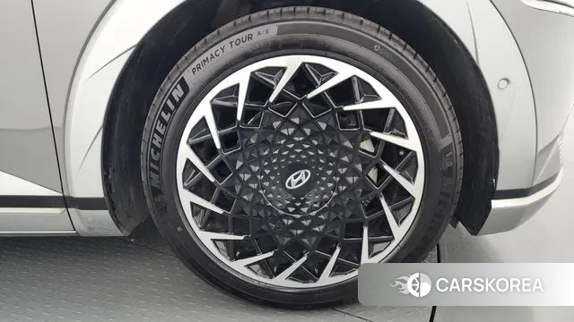 Hyundai Ionic 5 id 3741073 из Кореи 15