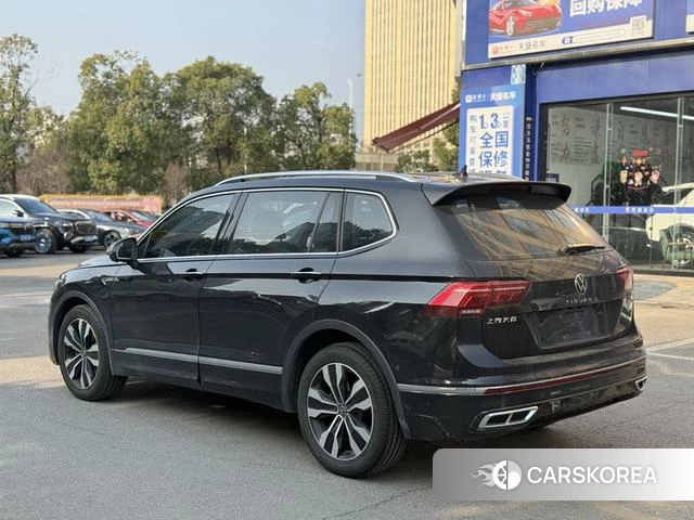Volkswagen Tiguan L 2022 Черный из Китая, фото 5