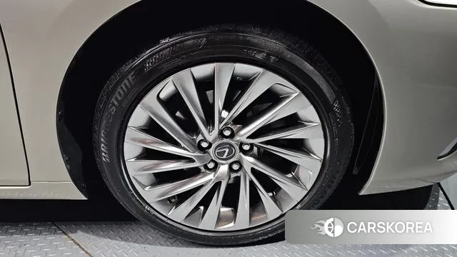 Lexus ES300h 7th generation id 3024187 из Кореи 15