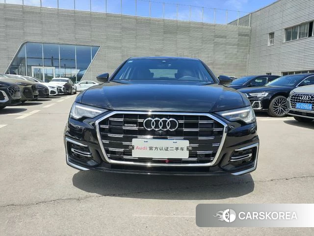 Audi A6L id 4297791 из Китая 12