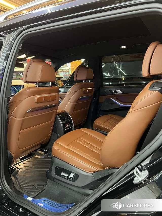 BMW X7 2024 Черный из Китая, фото 5