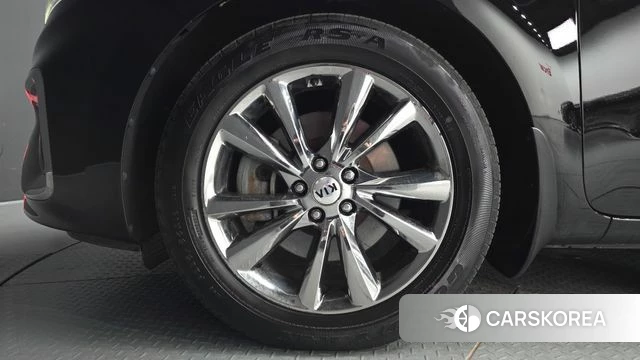 Kia The New Carnival id 4849643 из Кореи 15