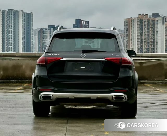 Mercedes-Benz GLE (import) 2023 Черный из Китая, фото 5