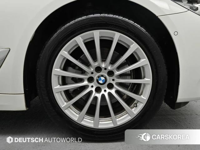 BMW 5 Series (G30) id 3852997 из Кореи 15