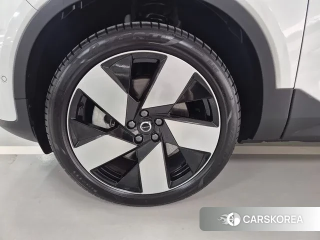 Volvo C40 Richards id 3315751 из Кореи 15