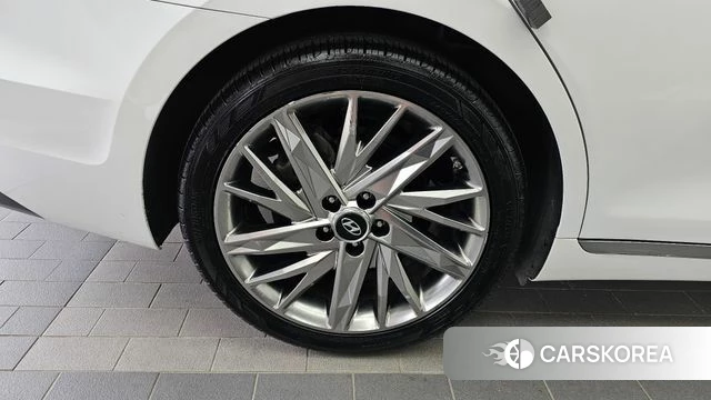 Hyundai The New Grandeur IG id 4502007 из Кореи 29