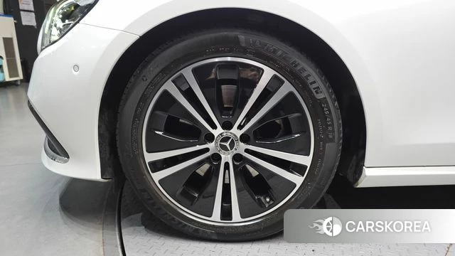 Mercedes-Benz E-Class W213 id 4541782 из Кореи 25