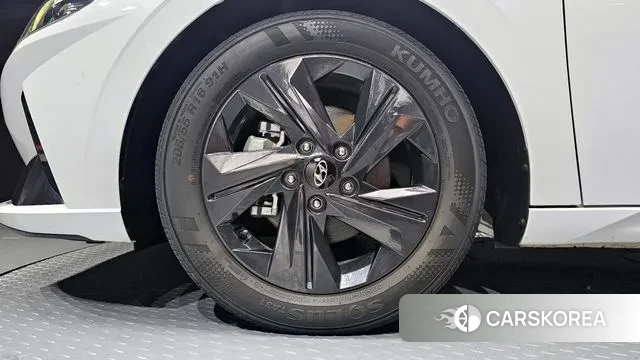 Hyundai Avante Hybrid (CN7) id 2985431 из Кореи 15