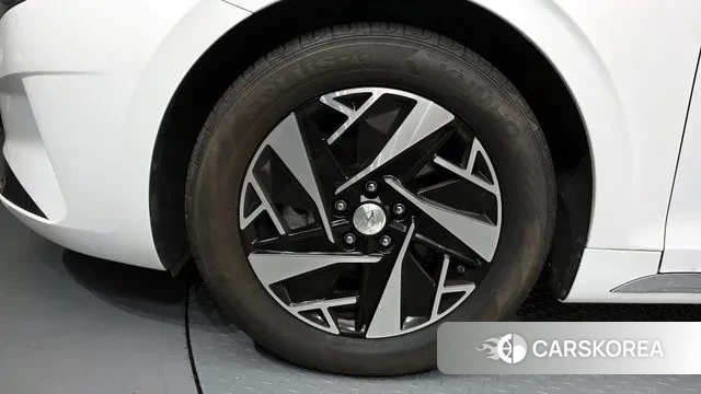 Hyundai The New Grandeur IG Hybrid id 3060096 из Кореи 15