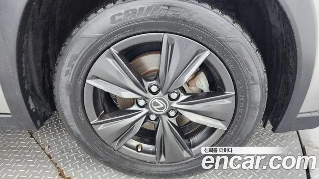 Lexus UX250h id 2651743 из Кореи 15