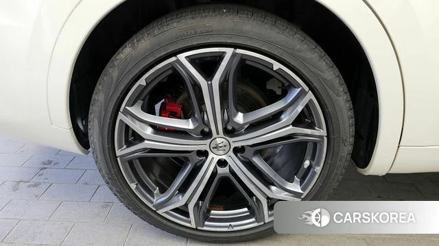 Maserati Levante id 4284972 из Кореи 30