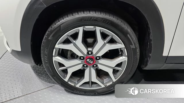 Kia Seltos id 4662660 из Кореи 27