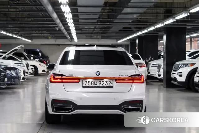 BMW 7 Series (G11) id 3318975 из Кореи 15