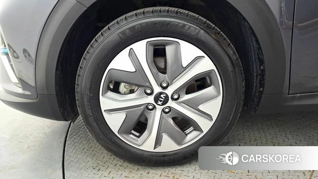 Kia Niro EV id 4594941 из Кореи 26