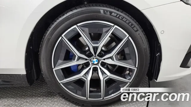 BMW 5 Series (G60) id 2943241 из Кореи 15