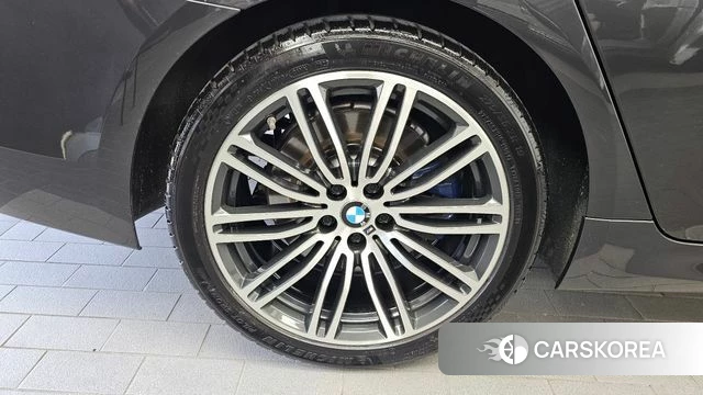 BMW 5 Series (G30) id 4785434 из Кореи 15