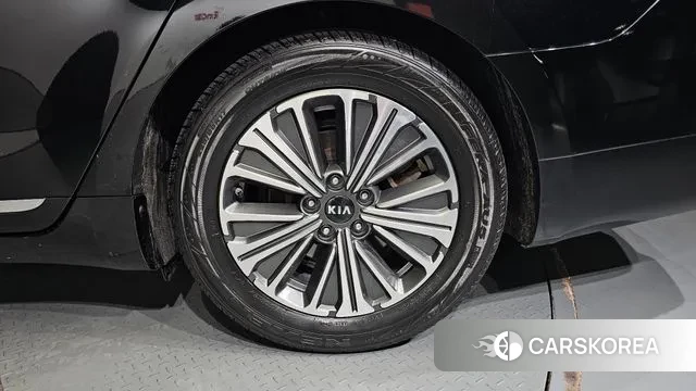 Kia K7 Premier Hybrid id 3033706 из Кореи 15