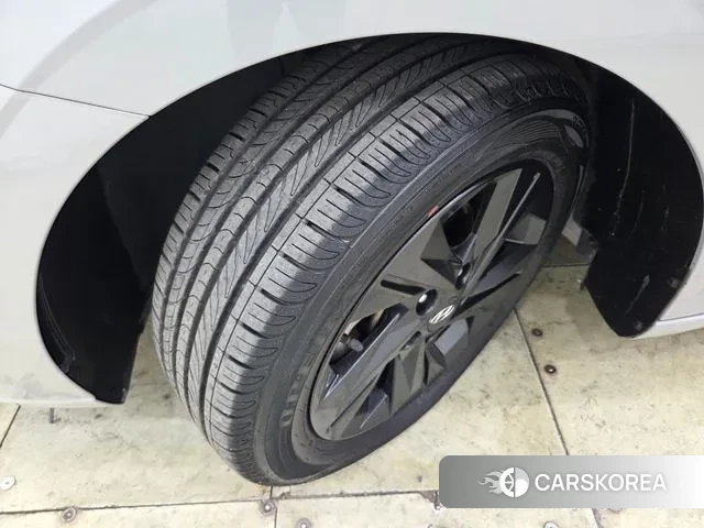 Hyundai Avante (CN7) id 3340515 из Кореи 15