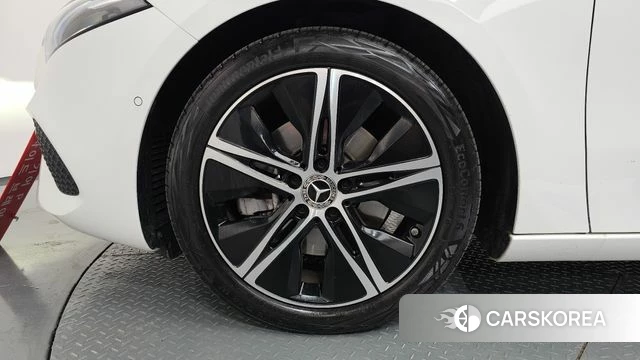 Mercedes-Benz A-Class W177 id 4560652 из Кореи 24