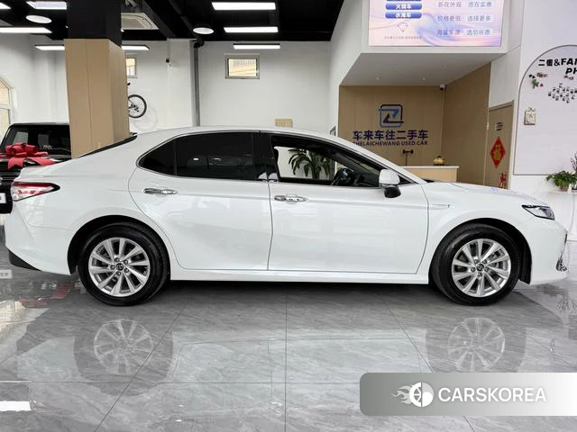 Toyota Camry id 4257527 из Китая 16