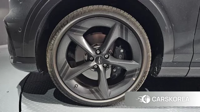 Genesis GV70 id 3327386 из Кореи 15