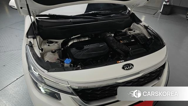 Kia Seltos id 4283508 из Кореи 27