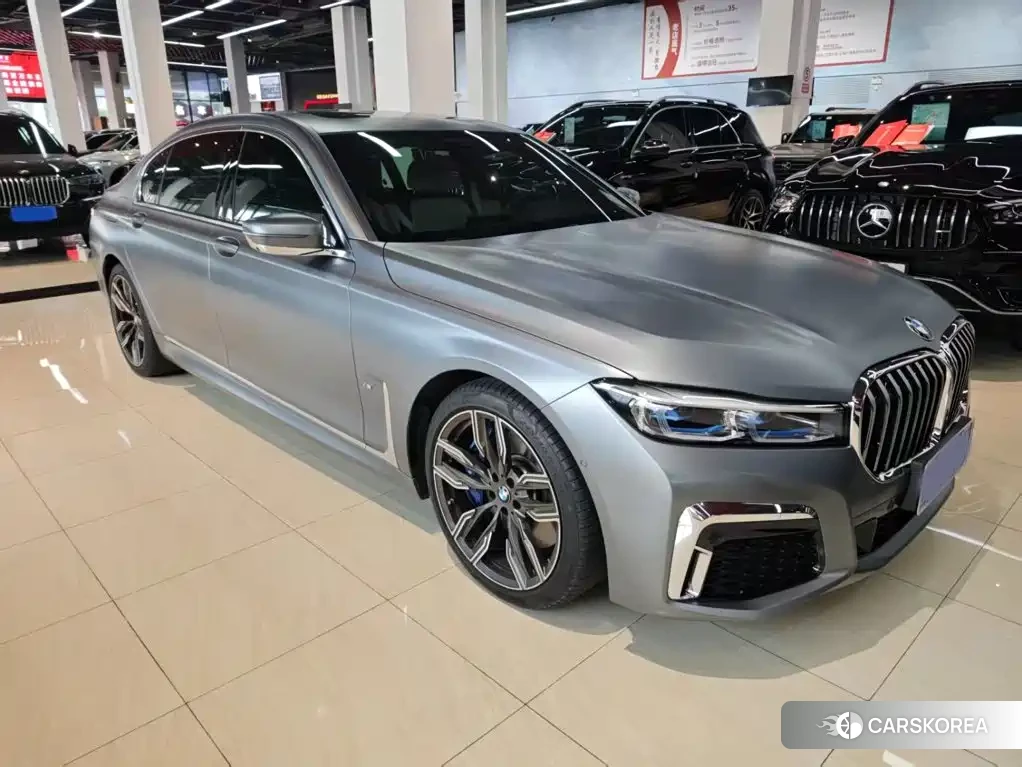 BMW 7 series 2022 Silver/gray из Китая, фото 6