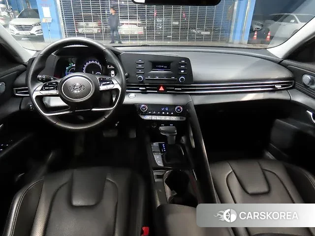 Hyundai Avante Hybrid (CN7) id 3230477 из Кореи 15