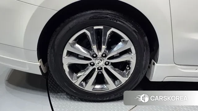 Kia All New Carnival id 3766829 из Кореи 15