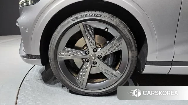 Genesis GV70 id 3468631 из Кореи 15