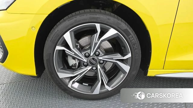 Audi A3 (8Y) id 4381022 из Кореи 28
