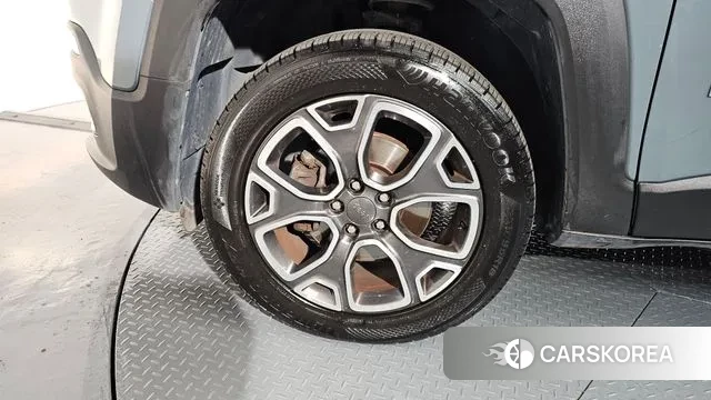 Jeep Renegade id 3248982 из Кореи 15