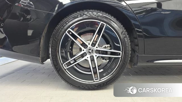 Mercedes-Benz E-Class W214 id 4778170 из Кореи 27