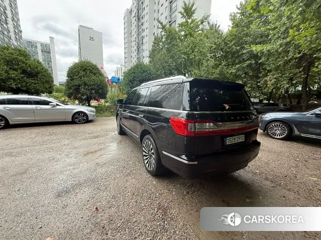 Lincoln Navigator 4th generation 2021 Черный из Кореи, фото 5