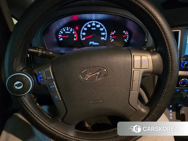 Hyundai The New Grand Starex 2021 Желтый из Кореи, фото 5