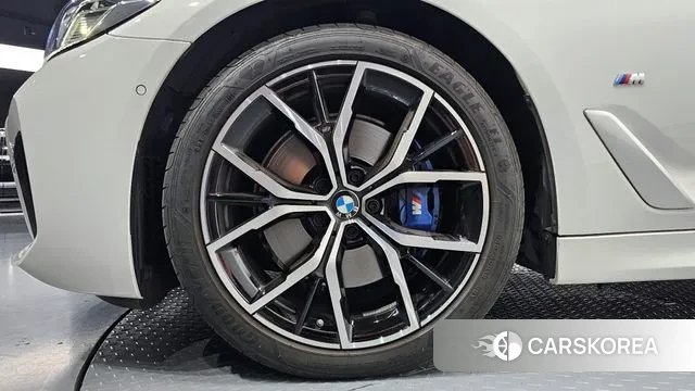 BMW 5 Series (G30) id 3053462 из Кореи 15