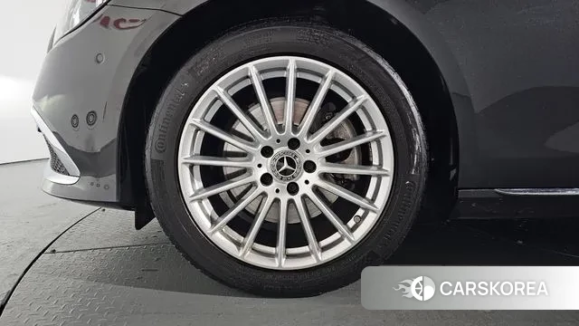 Mercedes-Benz E-Class W213 id 3752749 из Кореи 15