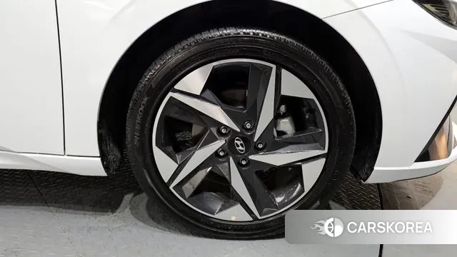 Hyundai Avante Hybrid (CN7) id 2930901 из Кореи 15