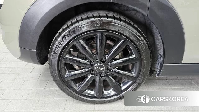 Mini Cooper S id 4371524 из Кореи 29