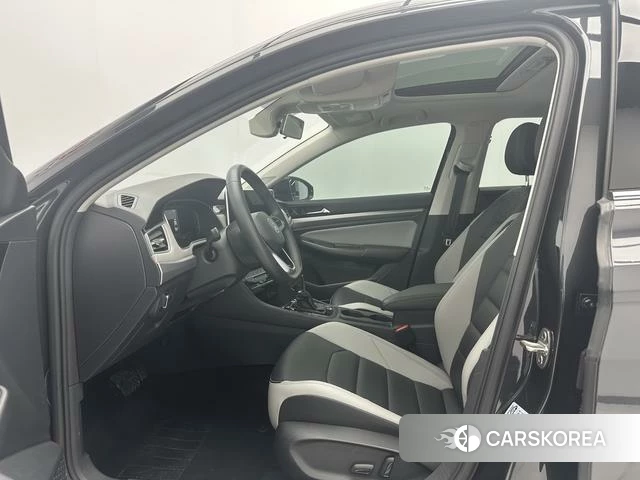 Volkswagen Bora id 4314542 из Китая 12