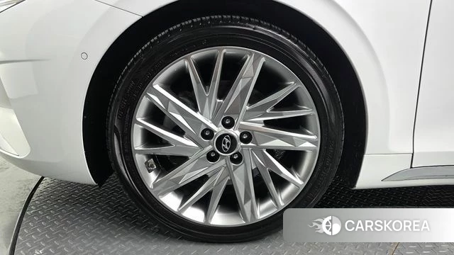 Hyundai The New Grandeur IG id 4424123 из Кореи 33
