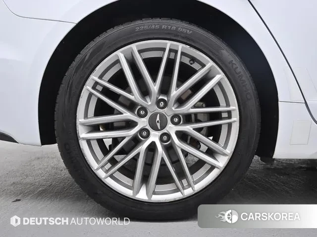 Genesis G70 id 3243913 из Кореи 15