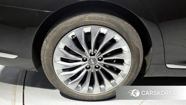 Genesis EQ900 id 3925190 из Кореи 15