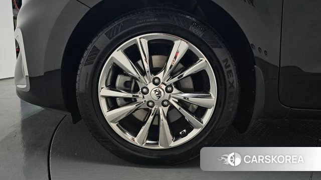 Kia The New Carnival id 4250634 из Кореи 29