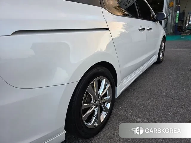 Kia The New Carnival id 3374604 из Кореи 15