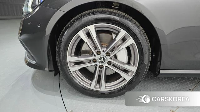 Mercedes-Benz E-Class W213 id 4666635 из Кореи 15