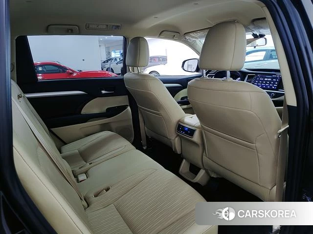 Toyota Highlander id 4207837 из Китая 15