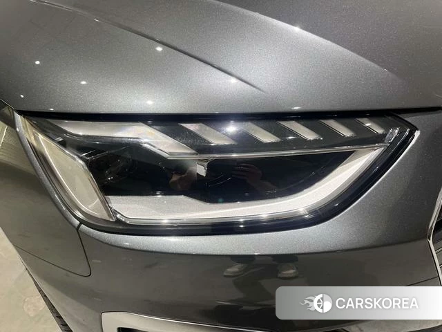Audi A4L id 4263433 из Китая 11